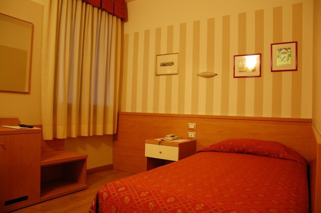 Hotel Belie San Martino di Lupari Zimmer foto